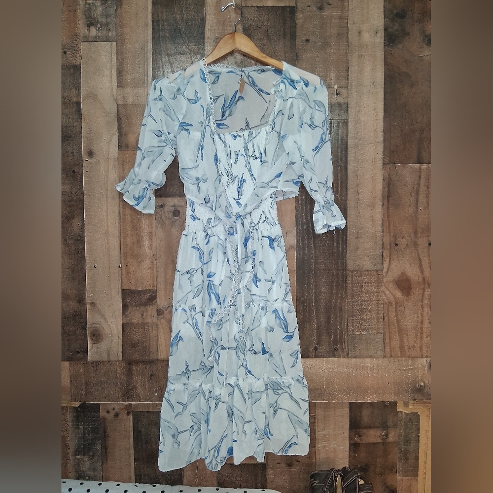 Unbranded 2 Piece Floral Blue and White Dress & Top Size Small - Picture 3 of 6